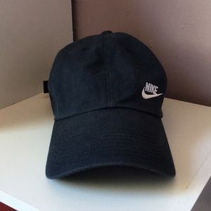 Black Nike Hat